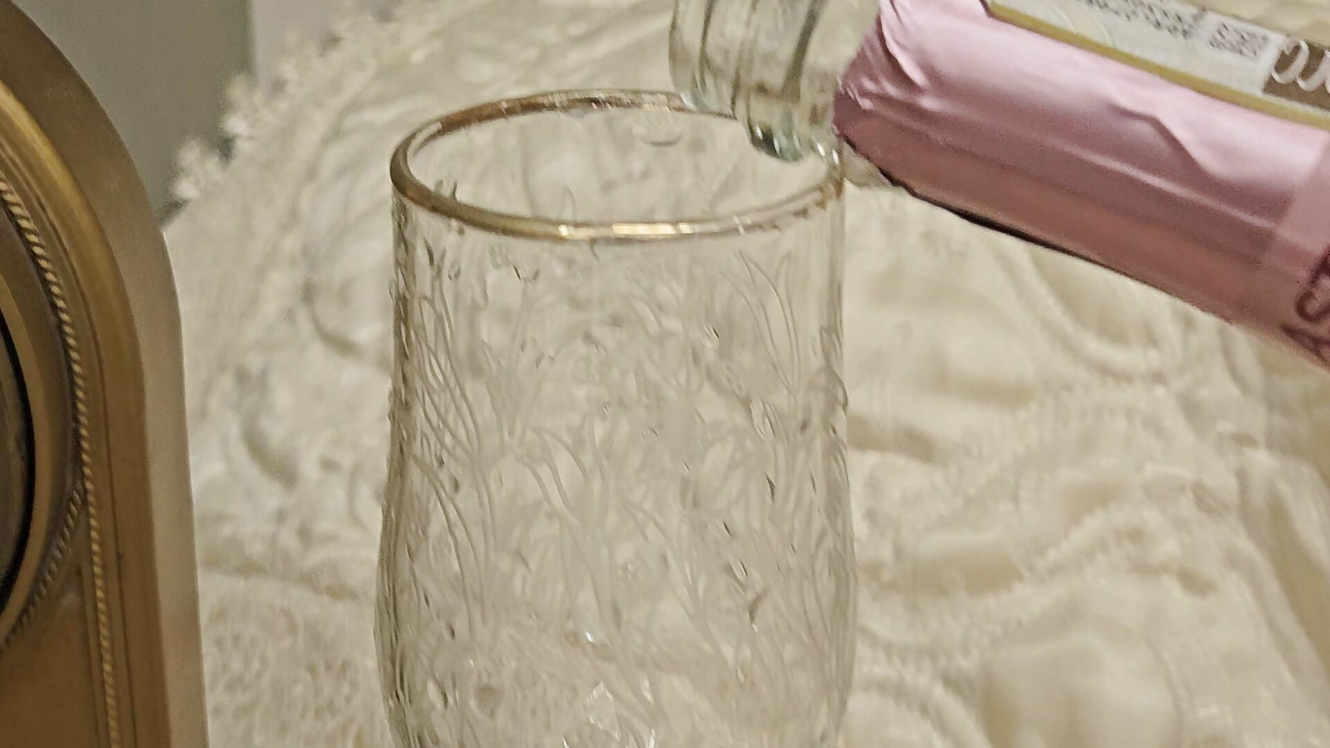 Favorite drink 🍸 – video modela na kameri FetishLady89