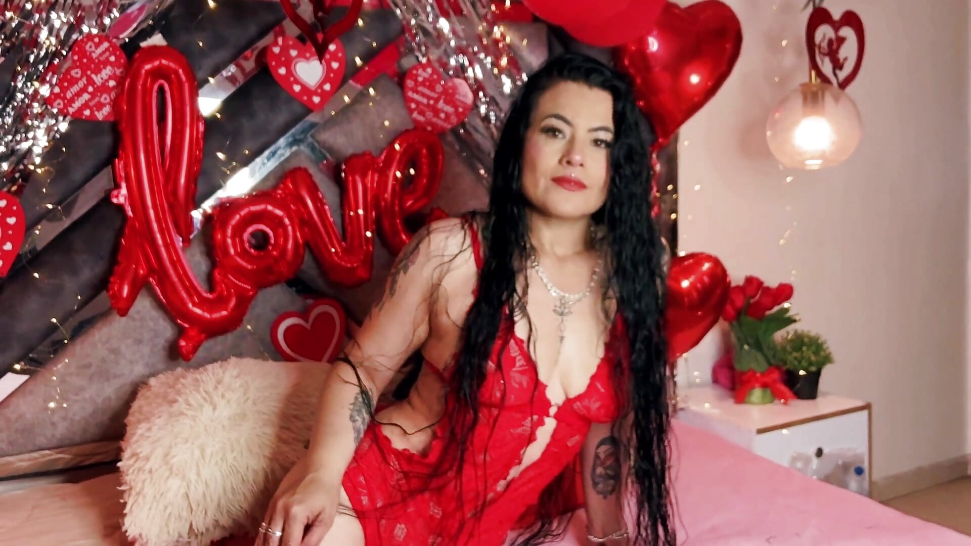 Happy Valentine's Day 💘 - video av lizha_milf cam-modell