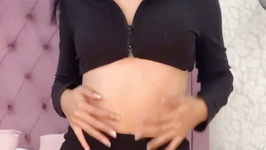 Welcome back 😍 - video by Giselle_Lauren cam model