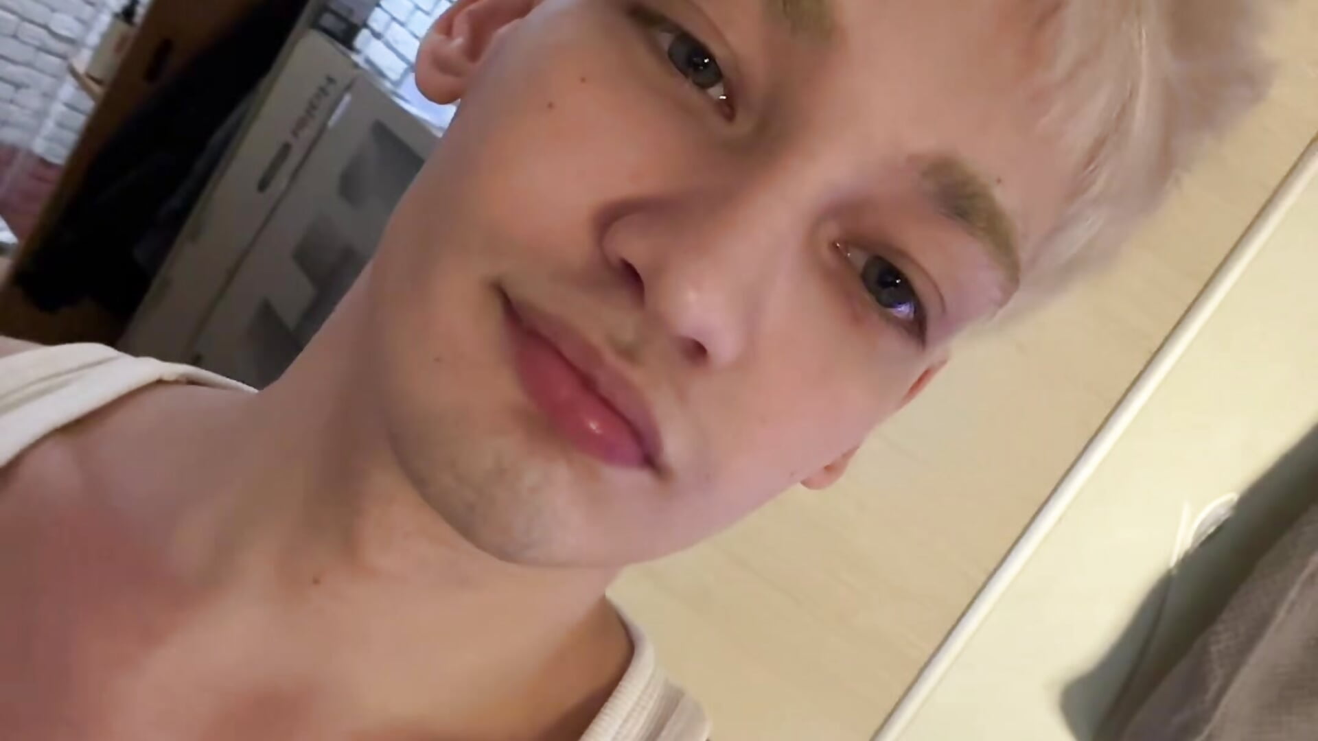 Hello - Julian_wins主播的视频