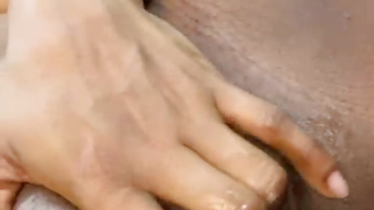 fingers in pussy wet