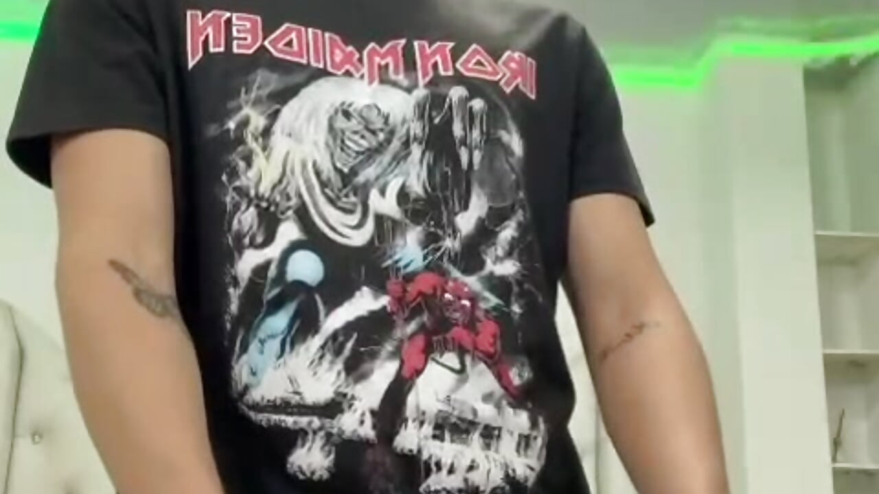 sexy video with my cock out - vidéo du modèle de showcams Aiiden_15