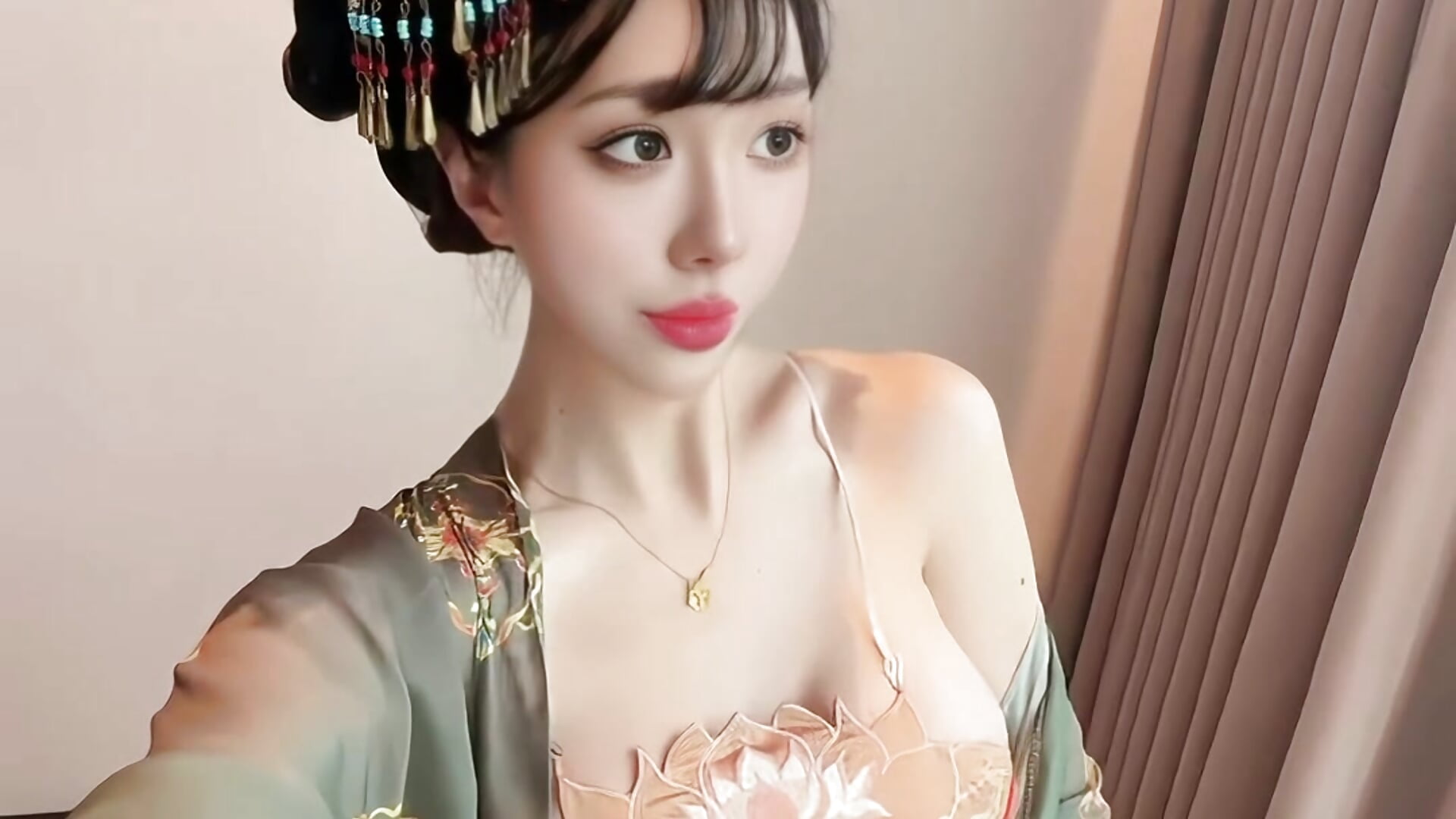 古装造型喜欢吗 Tang Dynasty style