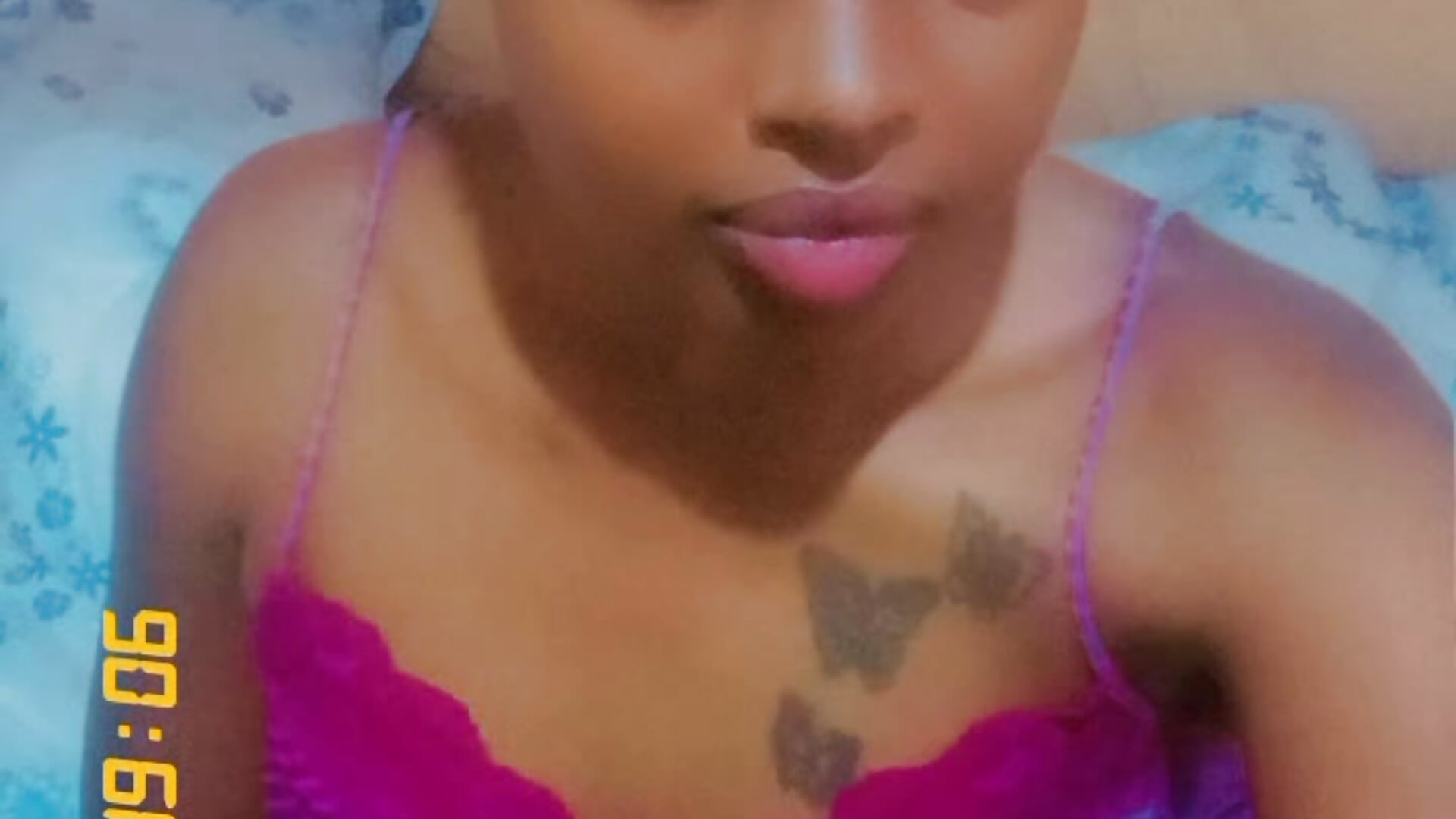 Snapchat-381540059 - video by leenblessx cam model