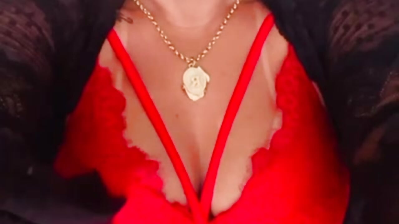 Nada como o tempo para nos mostrar o que vale a pena. ❤️ - video by Gabyseex cam model