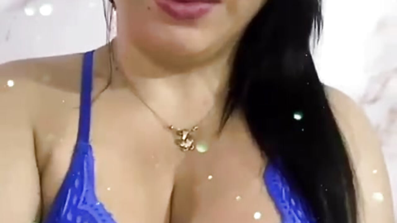 know me ♥ - video by Michelle__taylor cam model