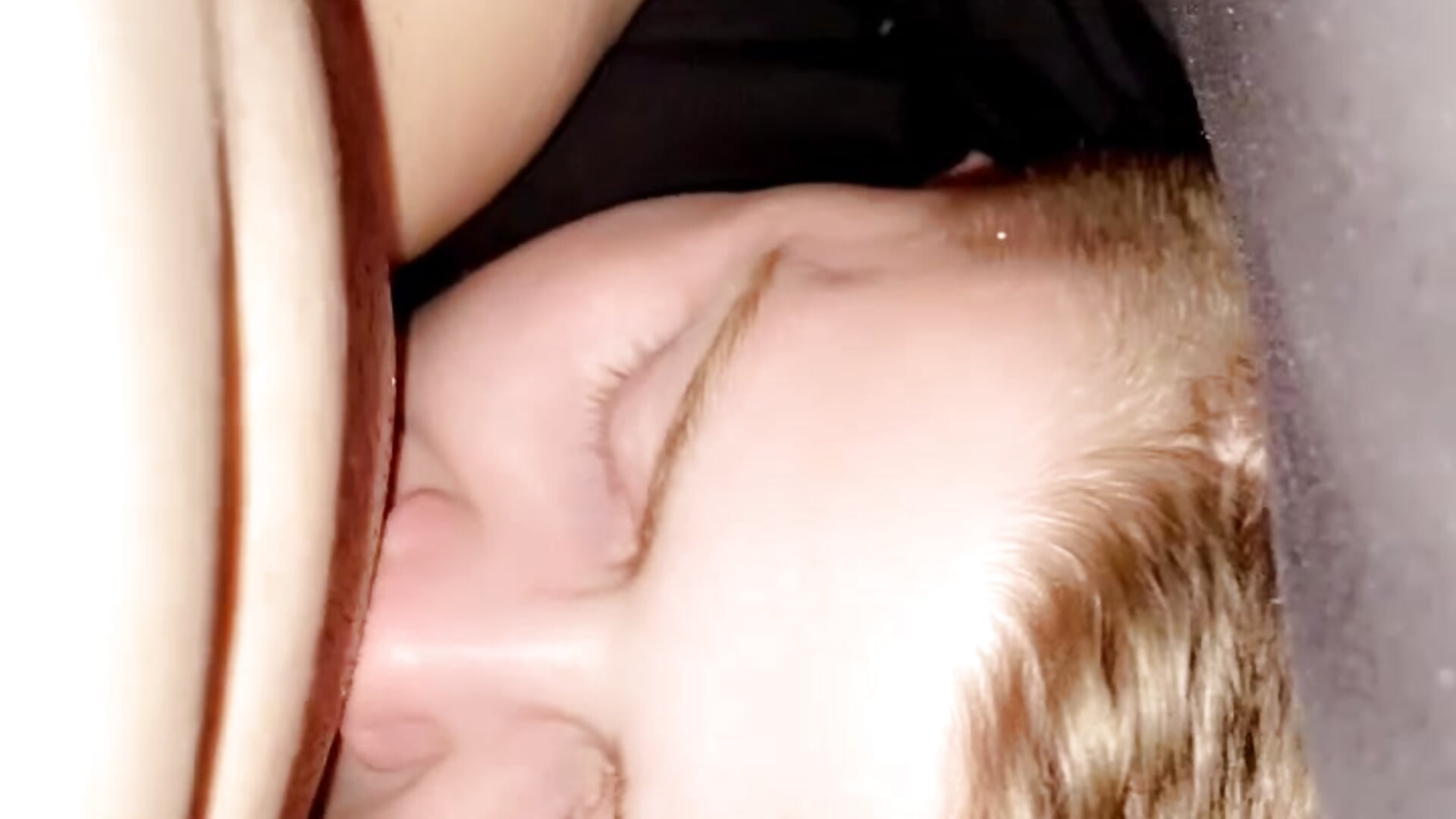 filtered-7D14C8C5-EFB2-4596-AFEB-366BC6028DA2– Princessemisse kameramodell videója