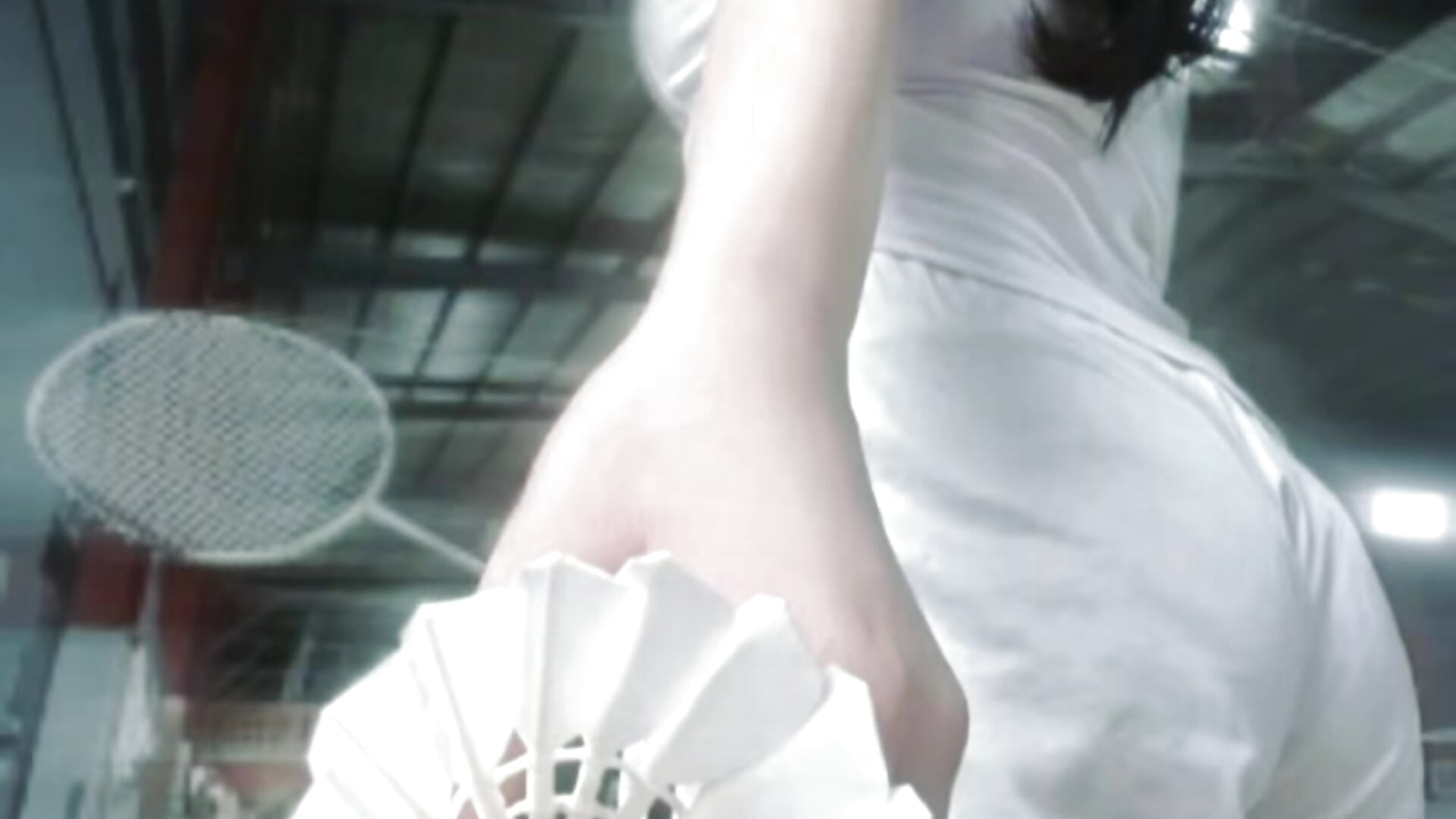 风会改变羽毛球的轨迹，而我的落点是你 - Yuyouwei-主播的视频