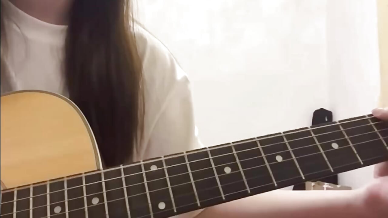 吉他 - video by AsiaElf cam model