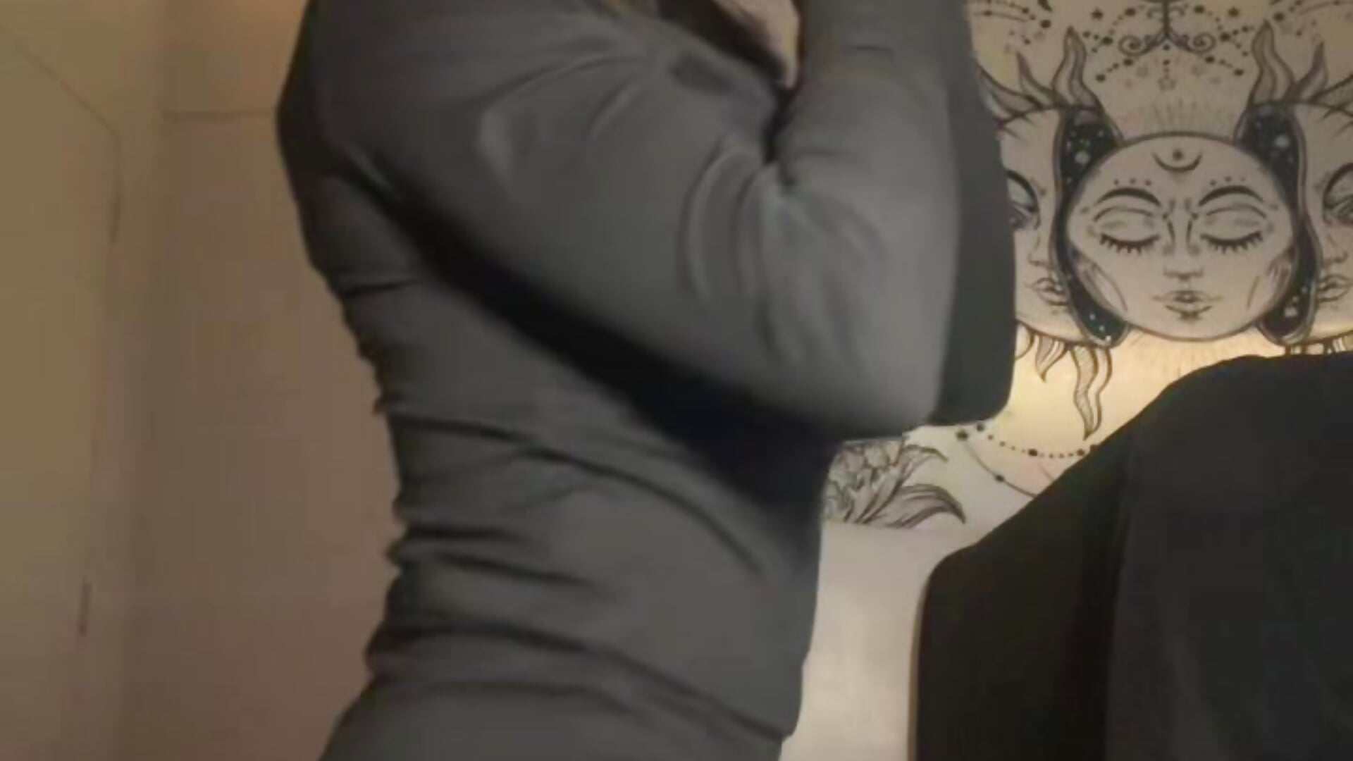 🍑 - video by lifeoftt_18xx cam model