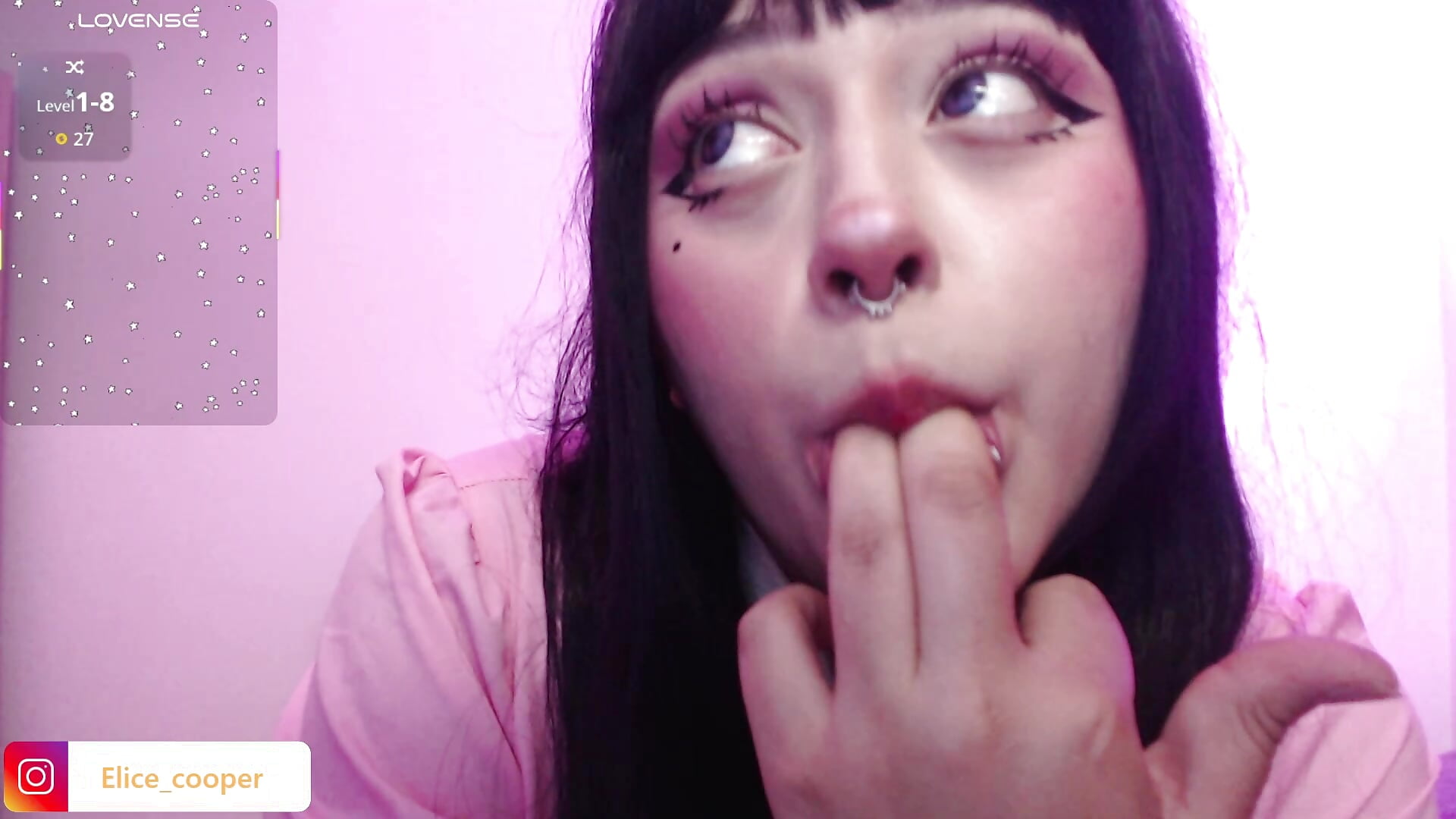Mikan a very sloopy finger sucking