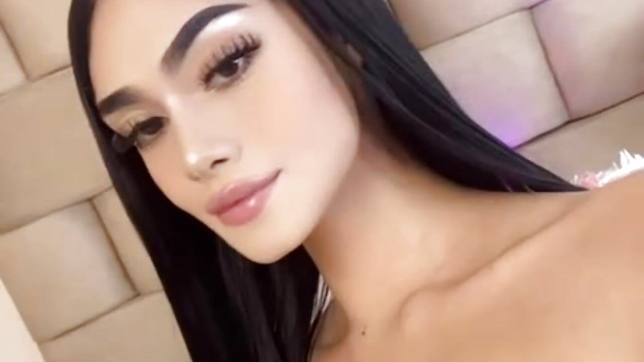 DANIELA_CADAVID_ - مقاطع فيديو موديل الكام الرائجة  897