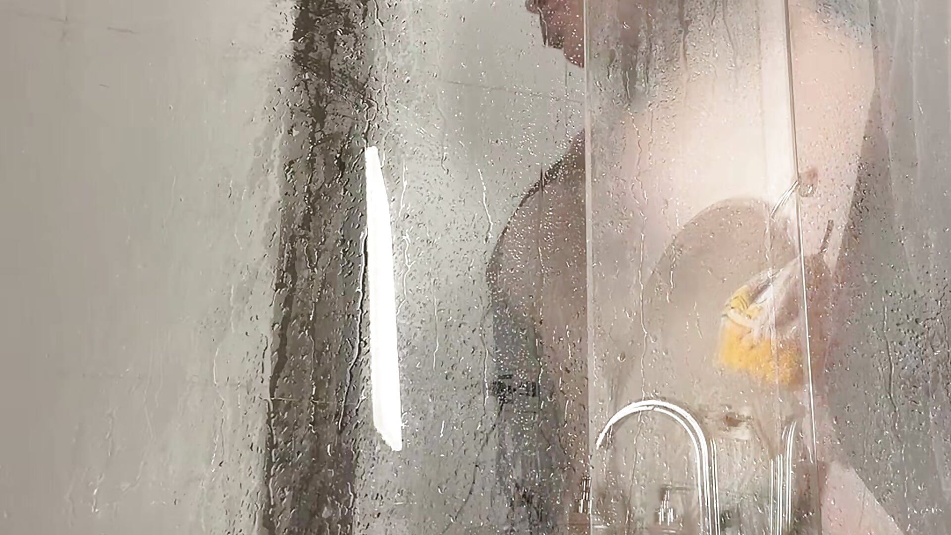 Come here ❤️ shower time 💦