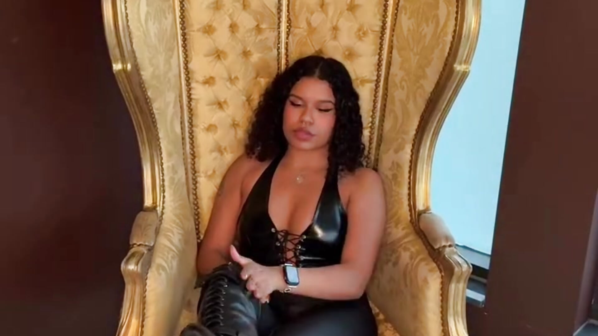 Bow Before Me, Pet 🐶 WOOF WOOF - video by saralovens cam model