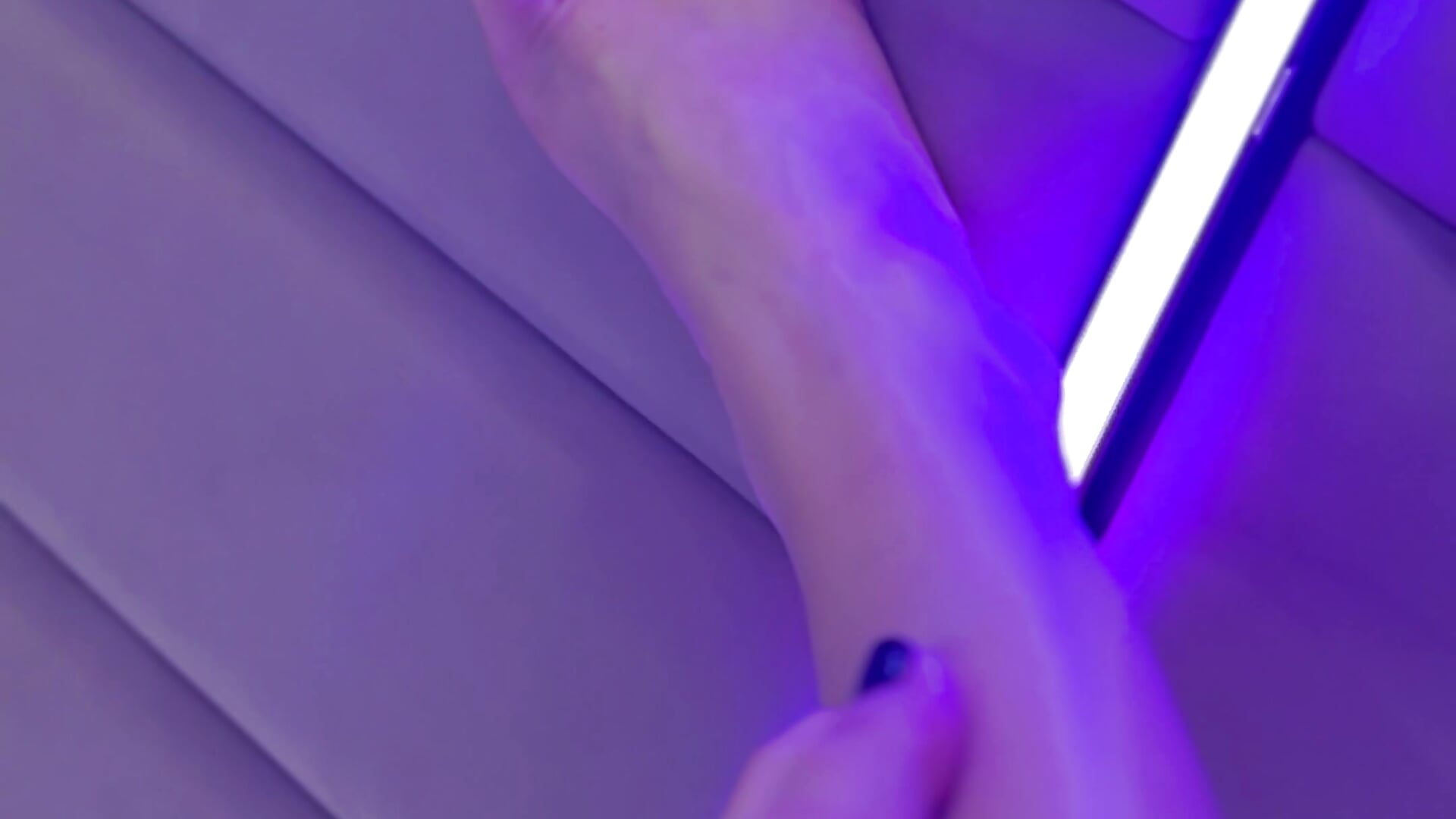 u wanna touch my sexy legs ?🦶🏻 - video by AlexaBright cam model