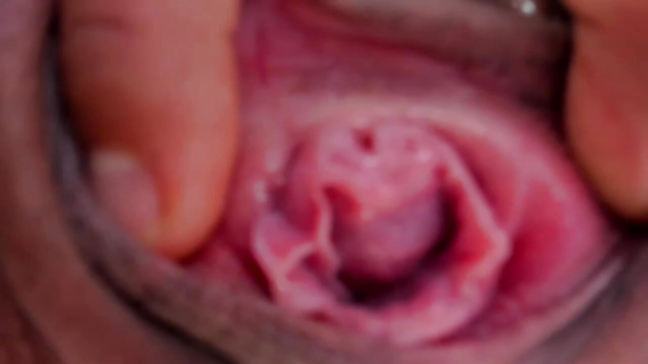 clitoris close up - video by cristal_crossfitx cam model