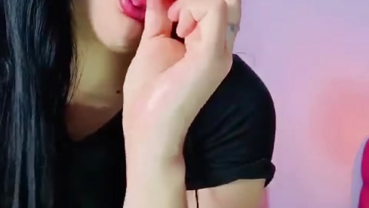 I want you to suck my candy 🍬😈💗