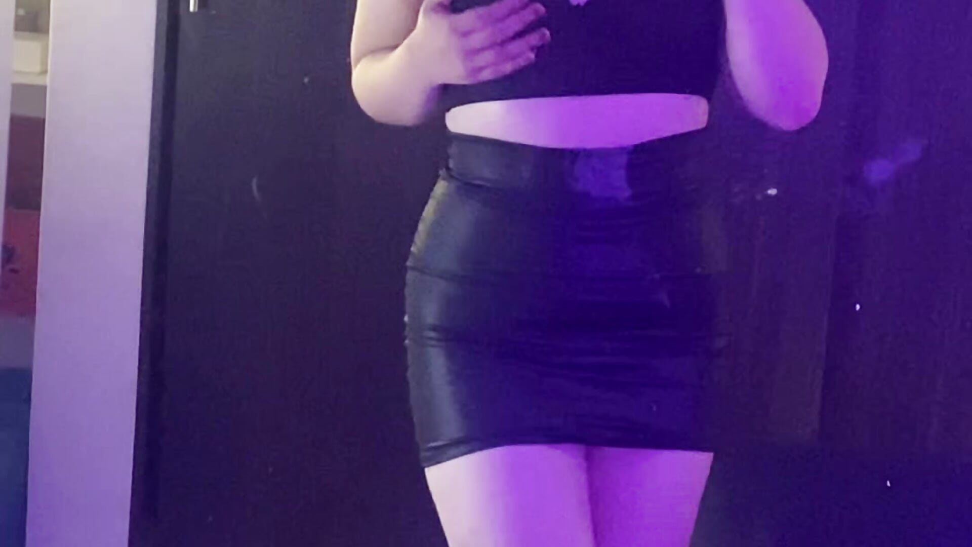 🫦 - video by VALENORTIZ7 cam model