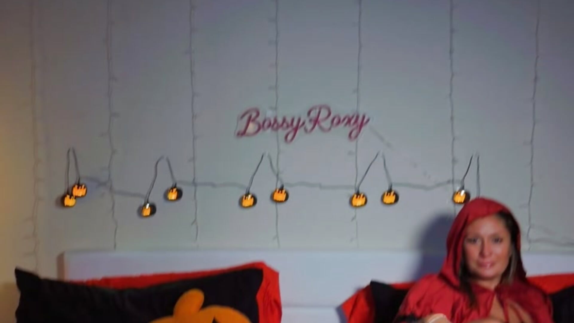 Halloween - vídeo de la modelo de cam bossyroxy84