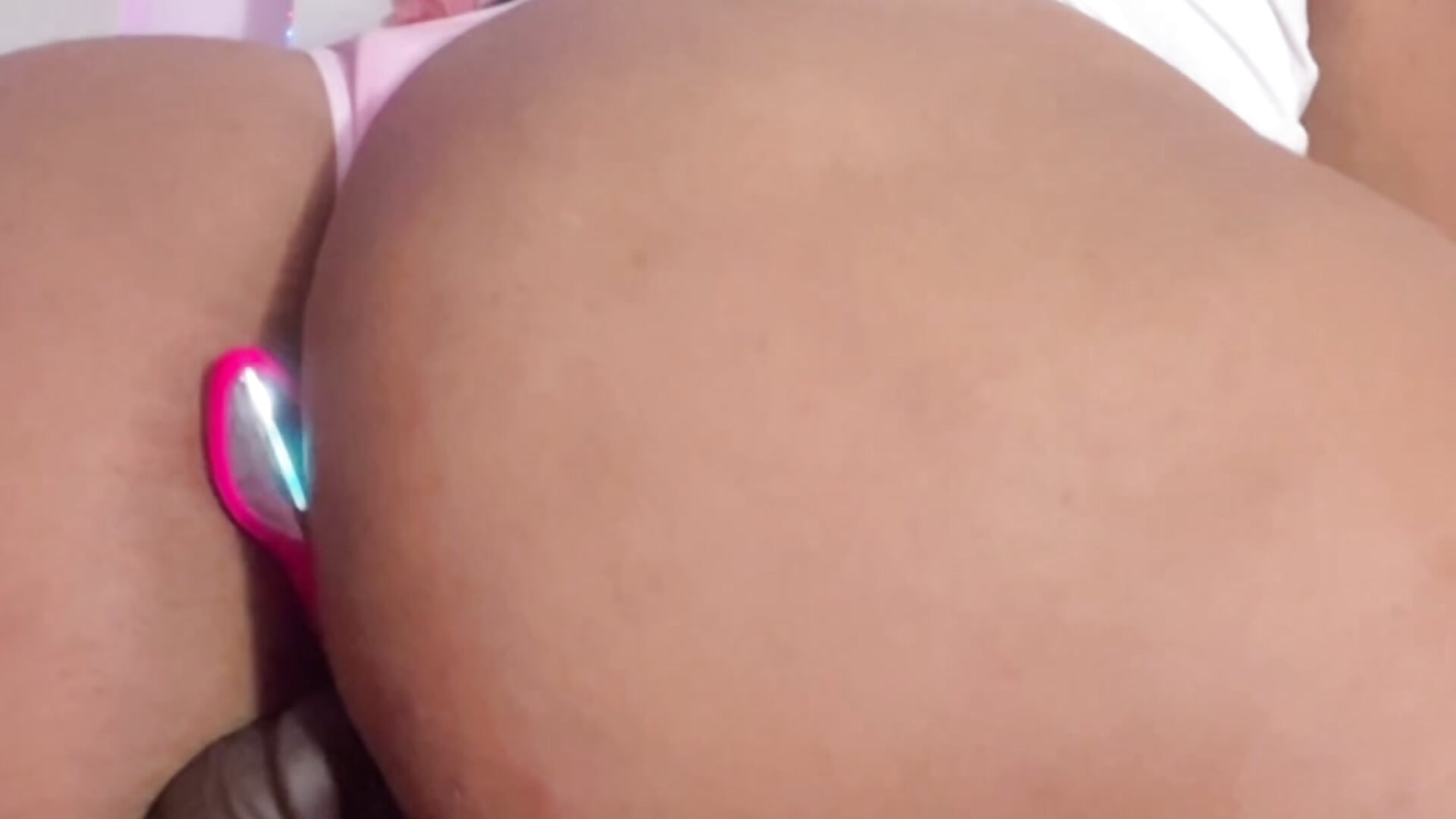 Que rico sería montar tu verga - clip cu Anitta_bell model videochat