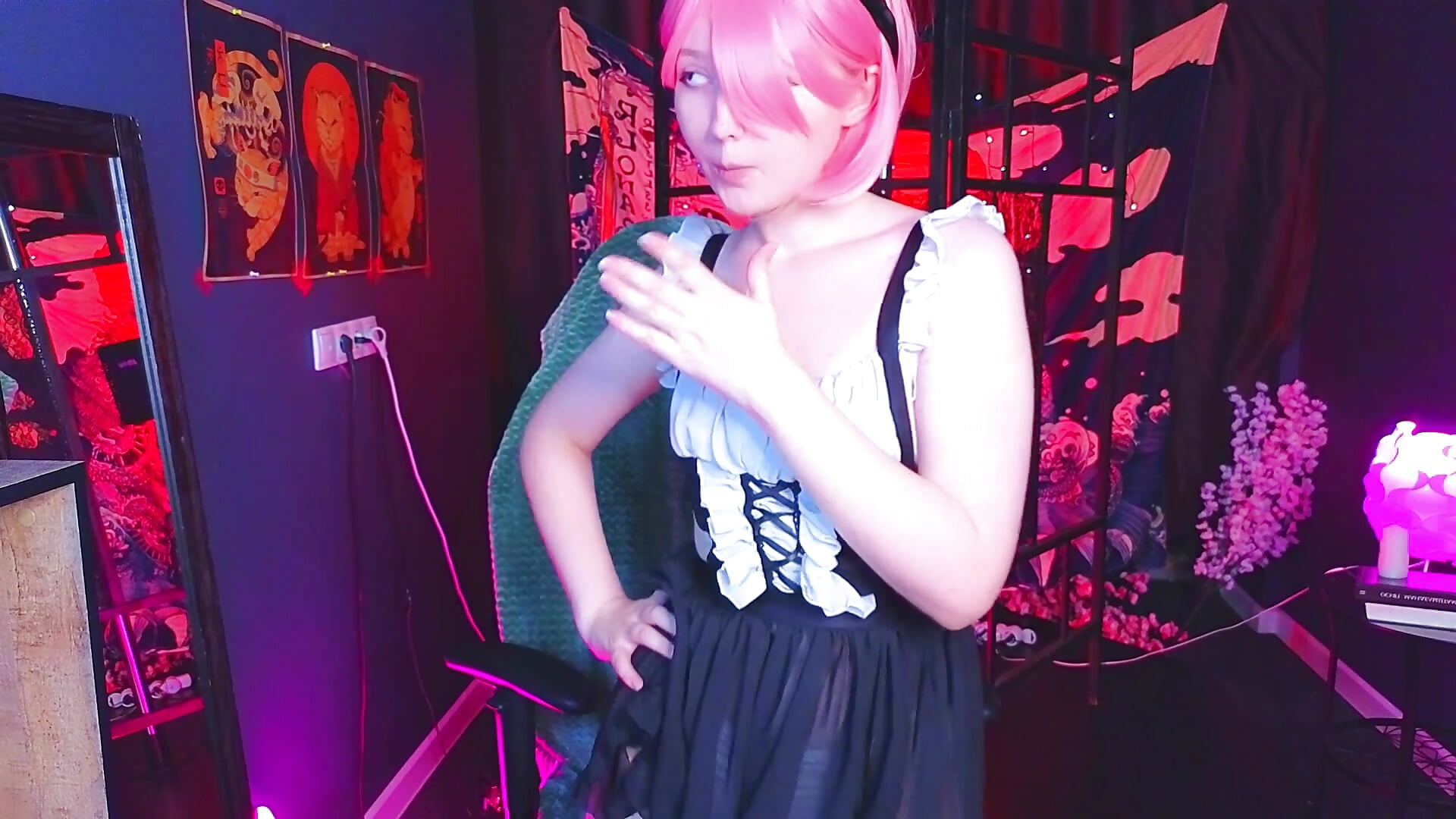 Ram dancing here for you <3 - video by MizukiNoYoru cam model