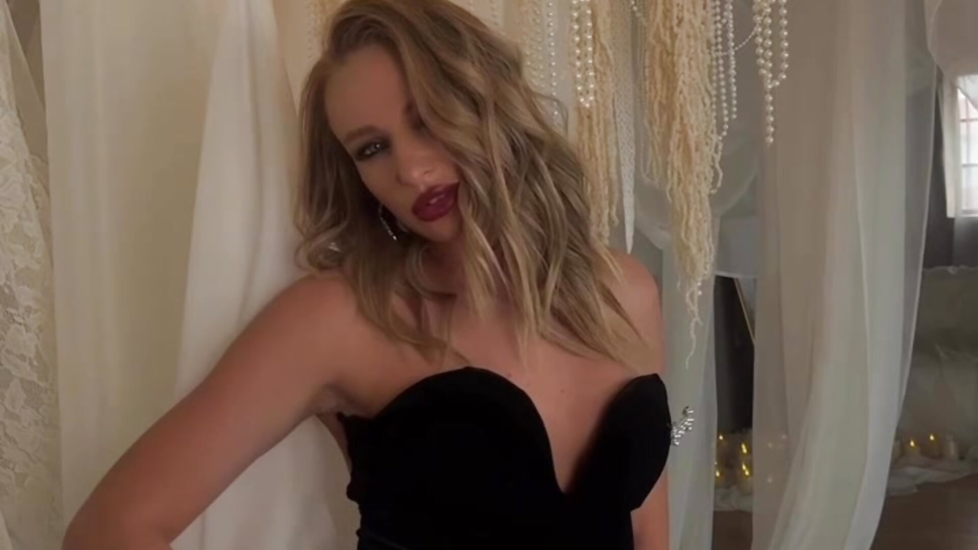 In dreams sky with you - video by WoW__JuliaBlonde cam model