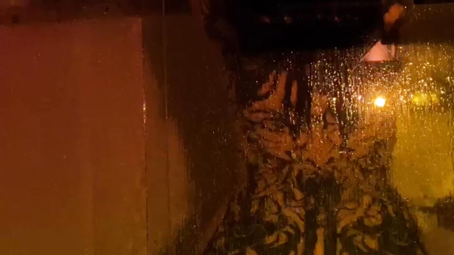 TAKE A SHOWER WITH ME 😈
