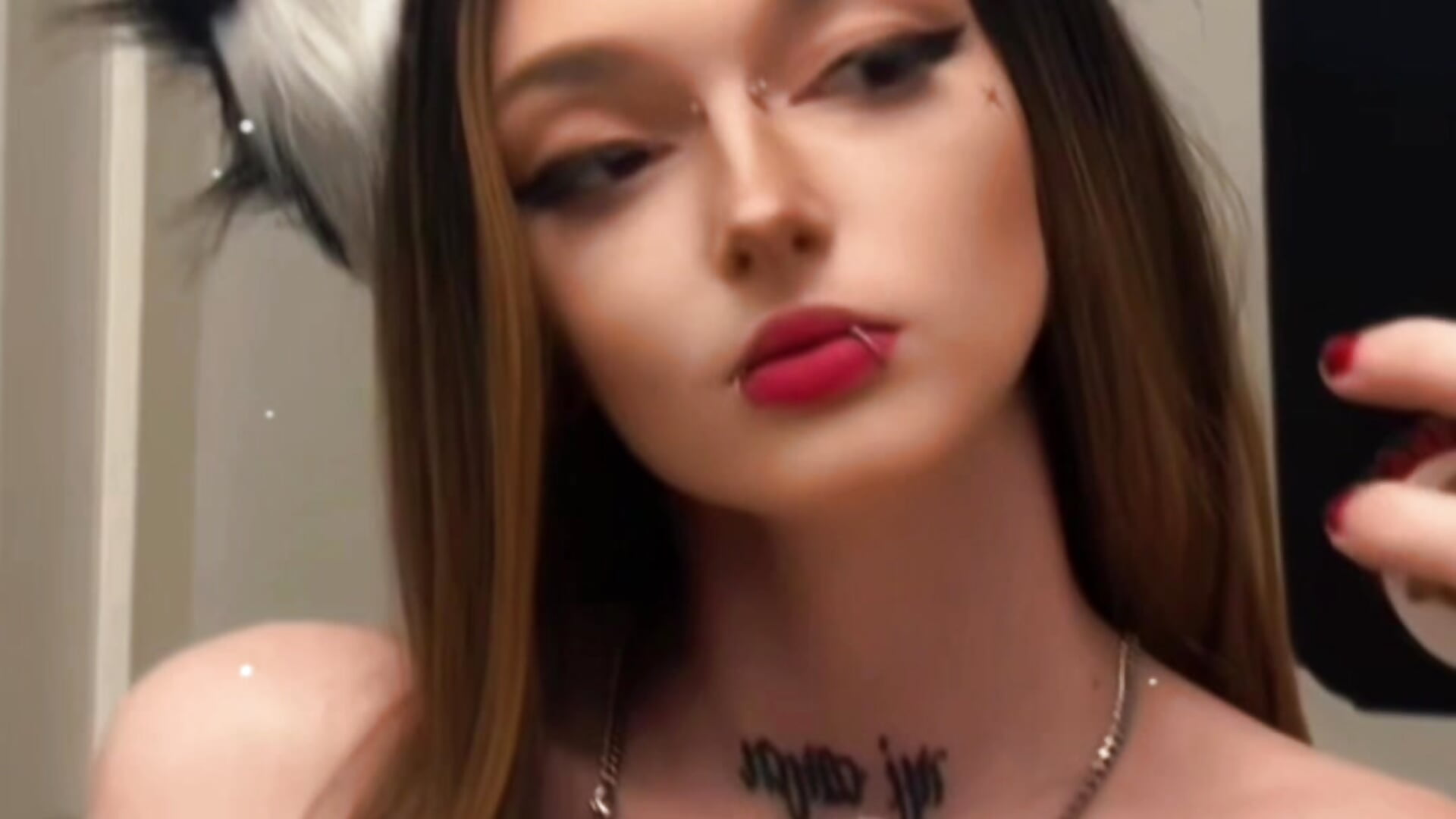 Cute lil video of me!! 2 - clip cu Lexi_lillies model videochat