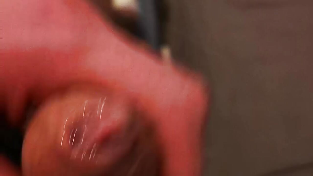 Bitte schluck meine angesammelte ladung - video Bigdick420anal kameramallilta