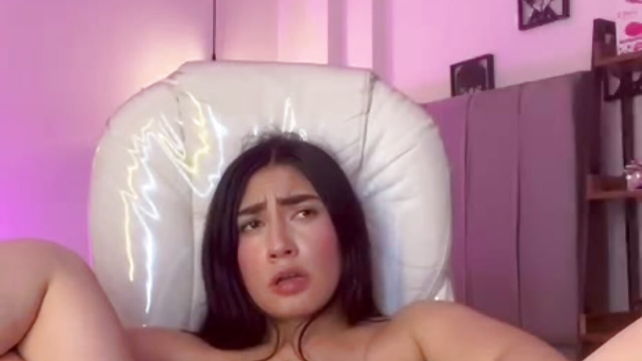 A delicious fuck!! 🥵😈 - video by Miller_Vanessa_ cam model