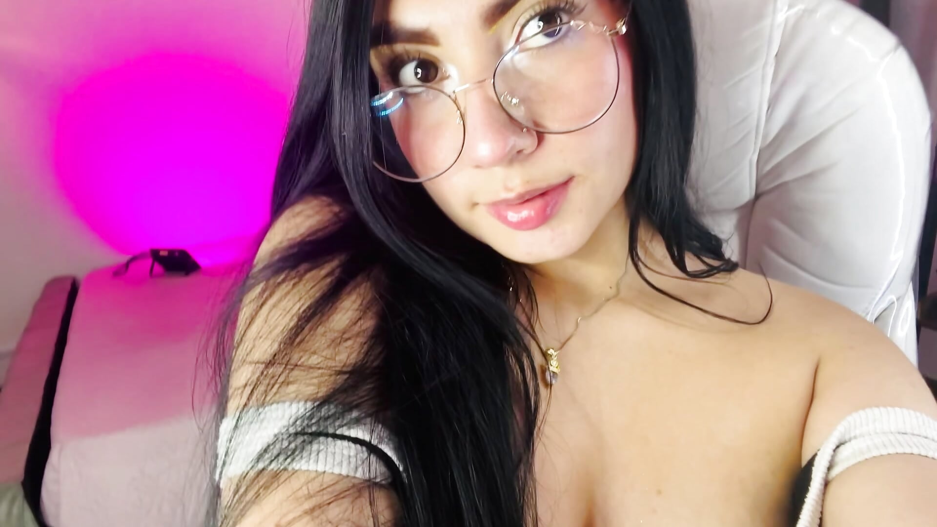 Hey Lovely 🥰💖 - video by Miller_Vanessa_ cam model