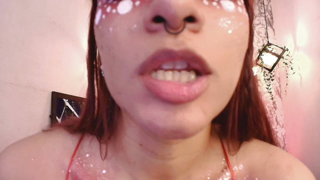 Mouth in Desire Mode… Do you dare? 💧😈