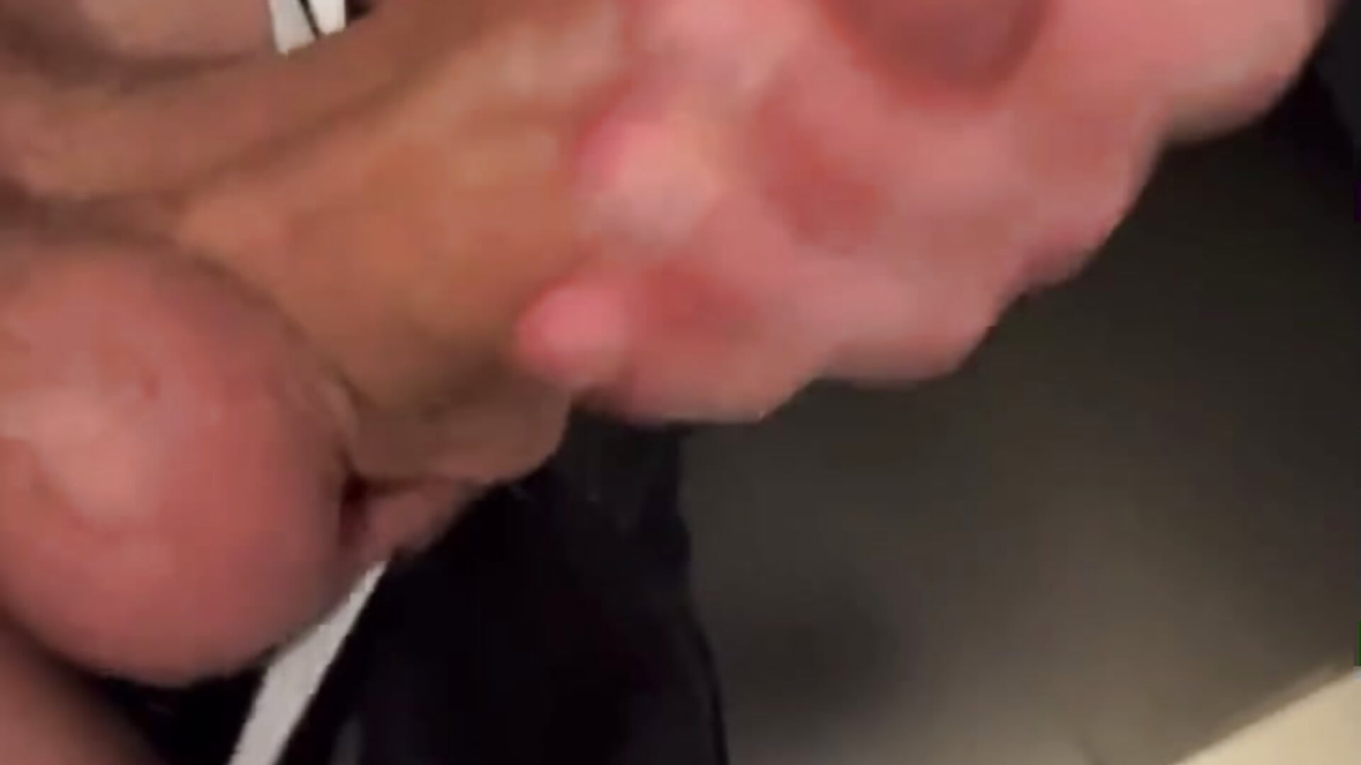 ScreenRecording_05-11-2025 09-19-37_1 - vidéo du modèle de showcams DorianJeday