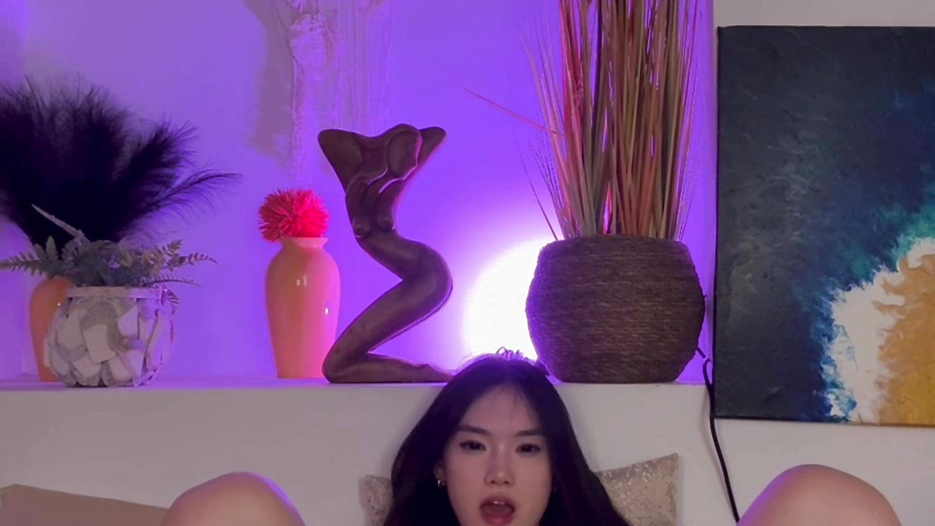 Moaning orgasm - video by Allyah_Sky cam model