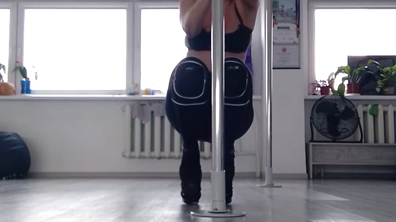 Training - video di Marlan_Vagner modella di cam