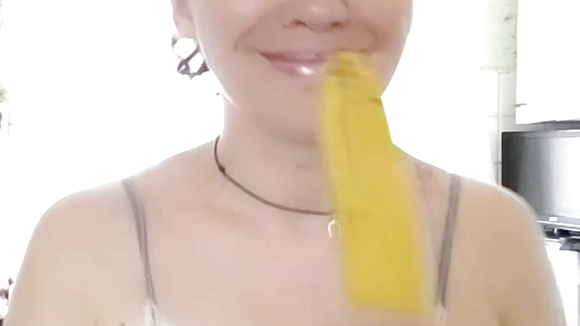 Home alone - video di Marlan_Vagner modella di cam