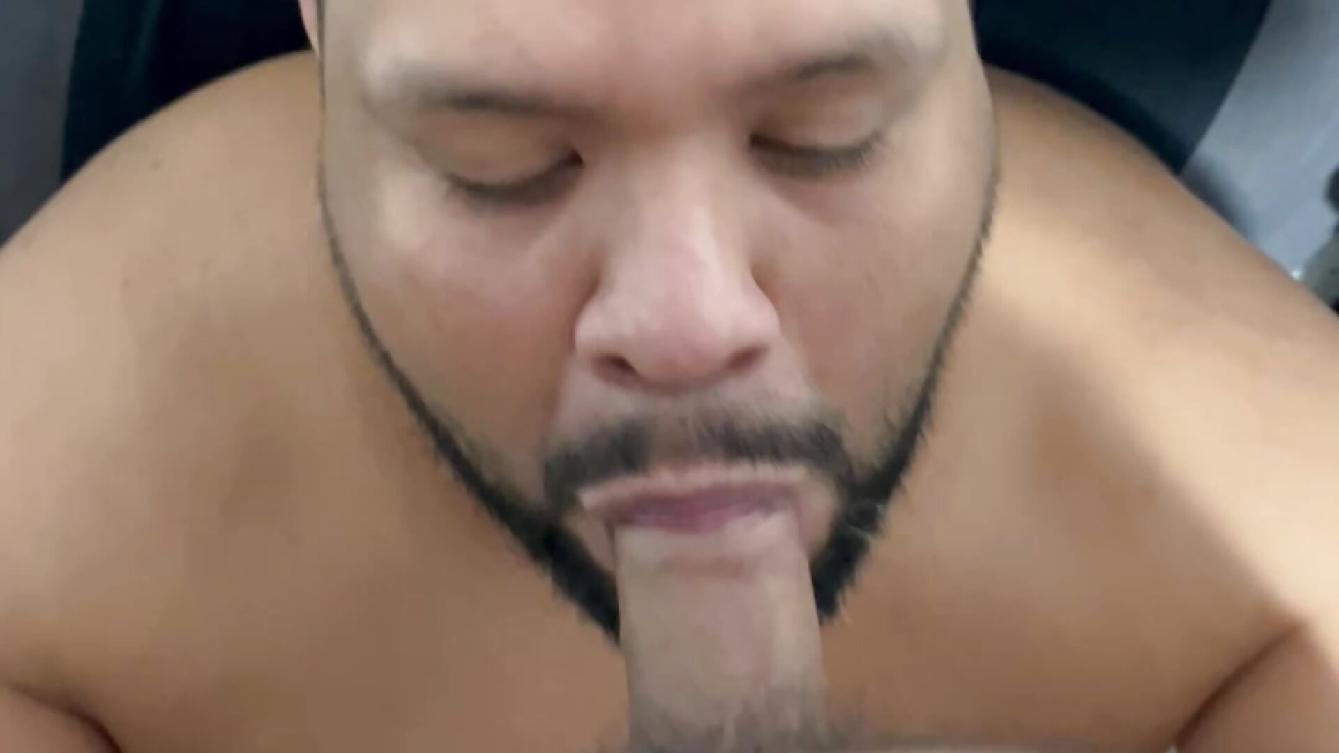 Eros sucks and swallows it!💦😈