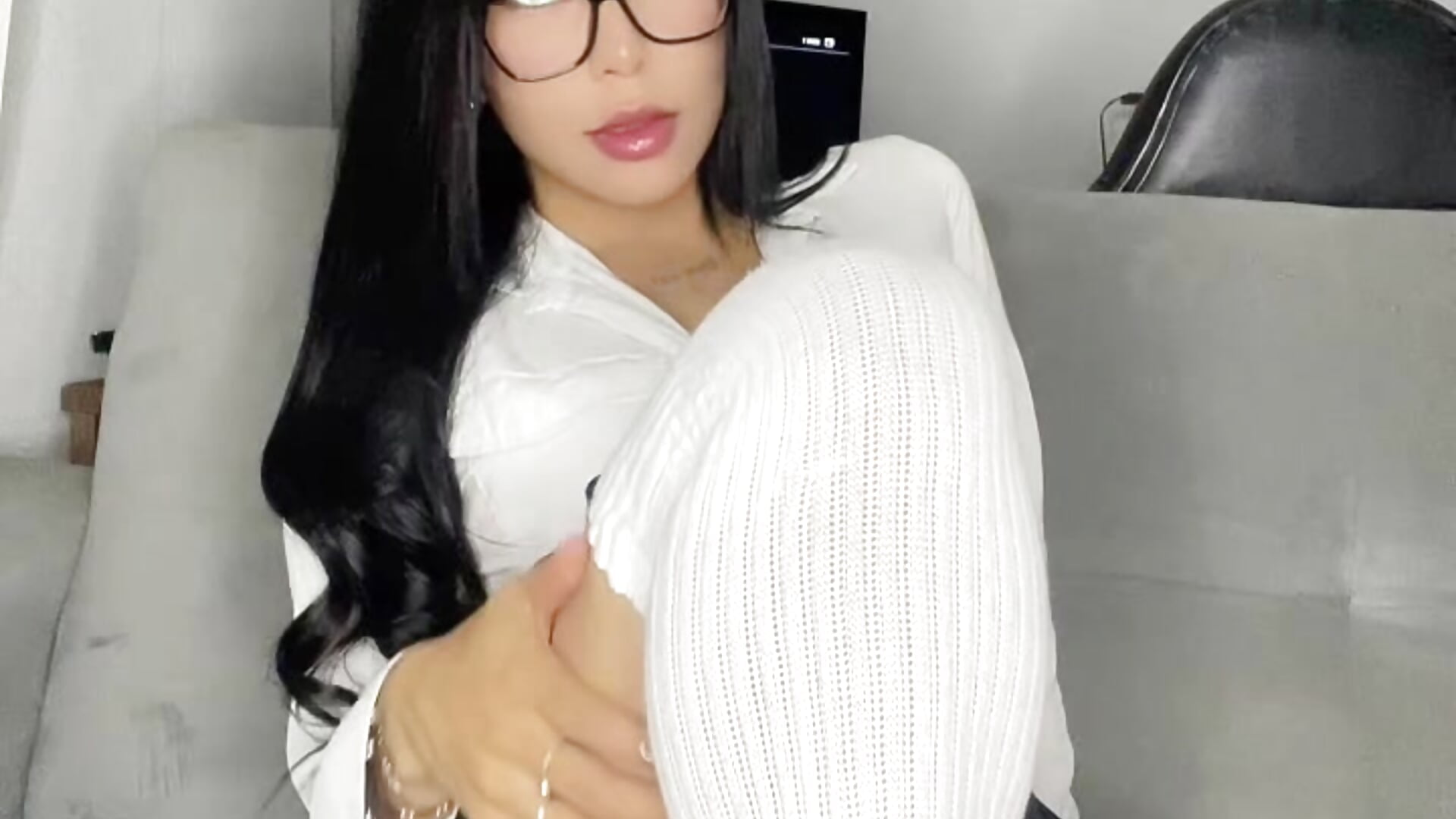 Venom😈 - video by Naatalia cam model