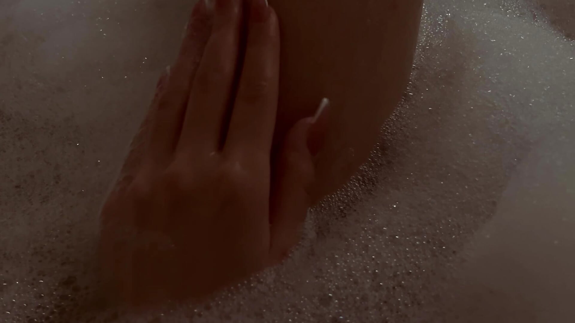 esthetic - فيديو من alissadreams موديل الكام