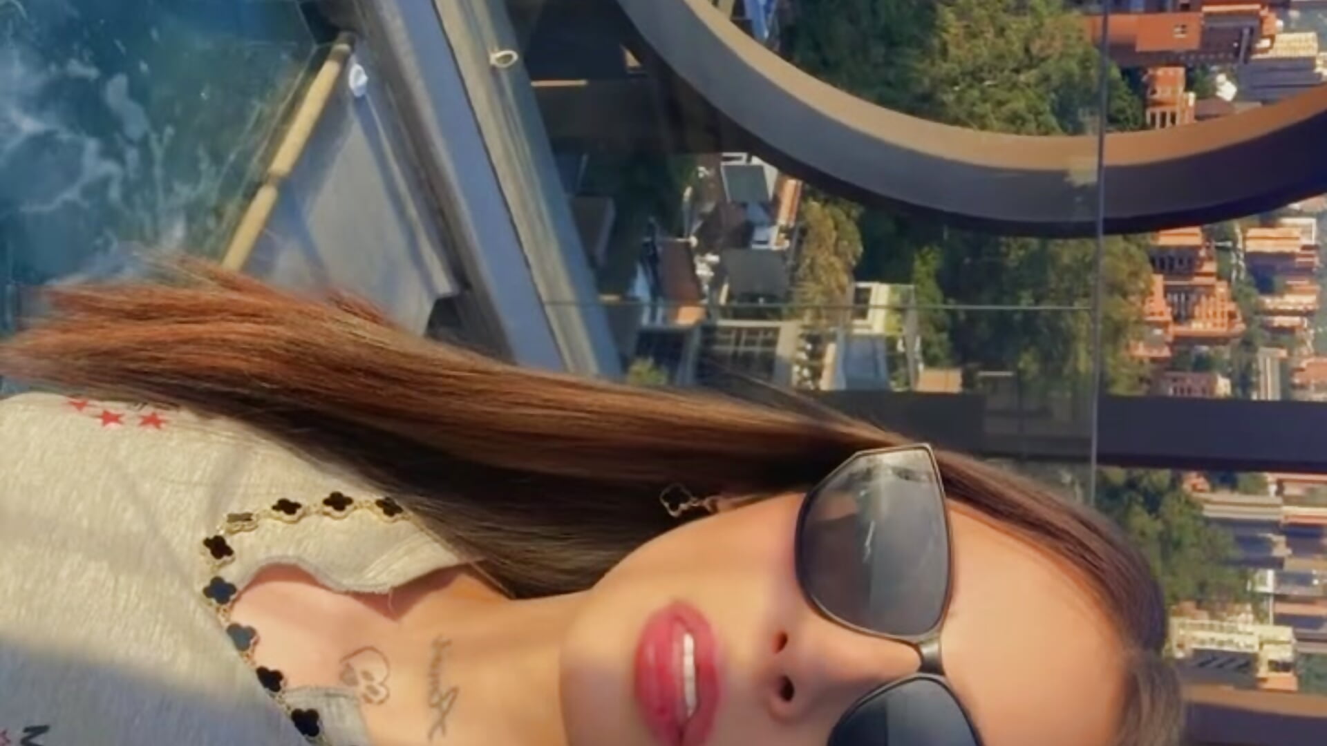 ⚡️ - video by Camistar18 cam model