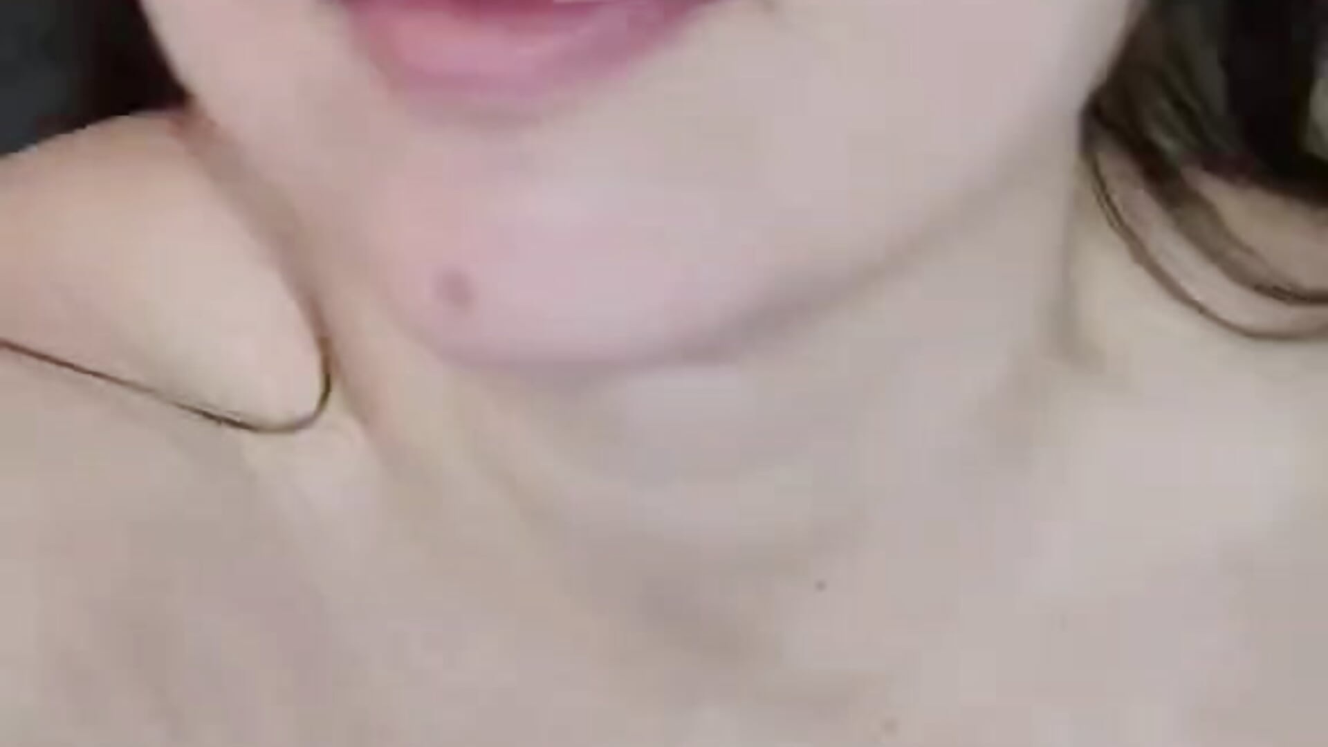 Dildo blowjob, while I run over my tits🍒🍆 - video by Lianngrace cam model