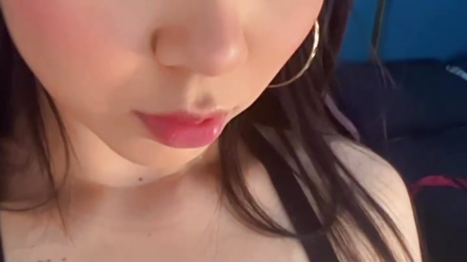 kisses - βίντεο μοντέλου Natty_roberts_