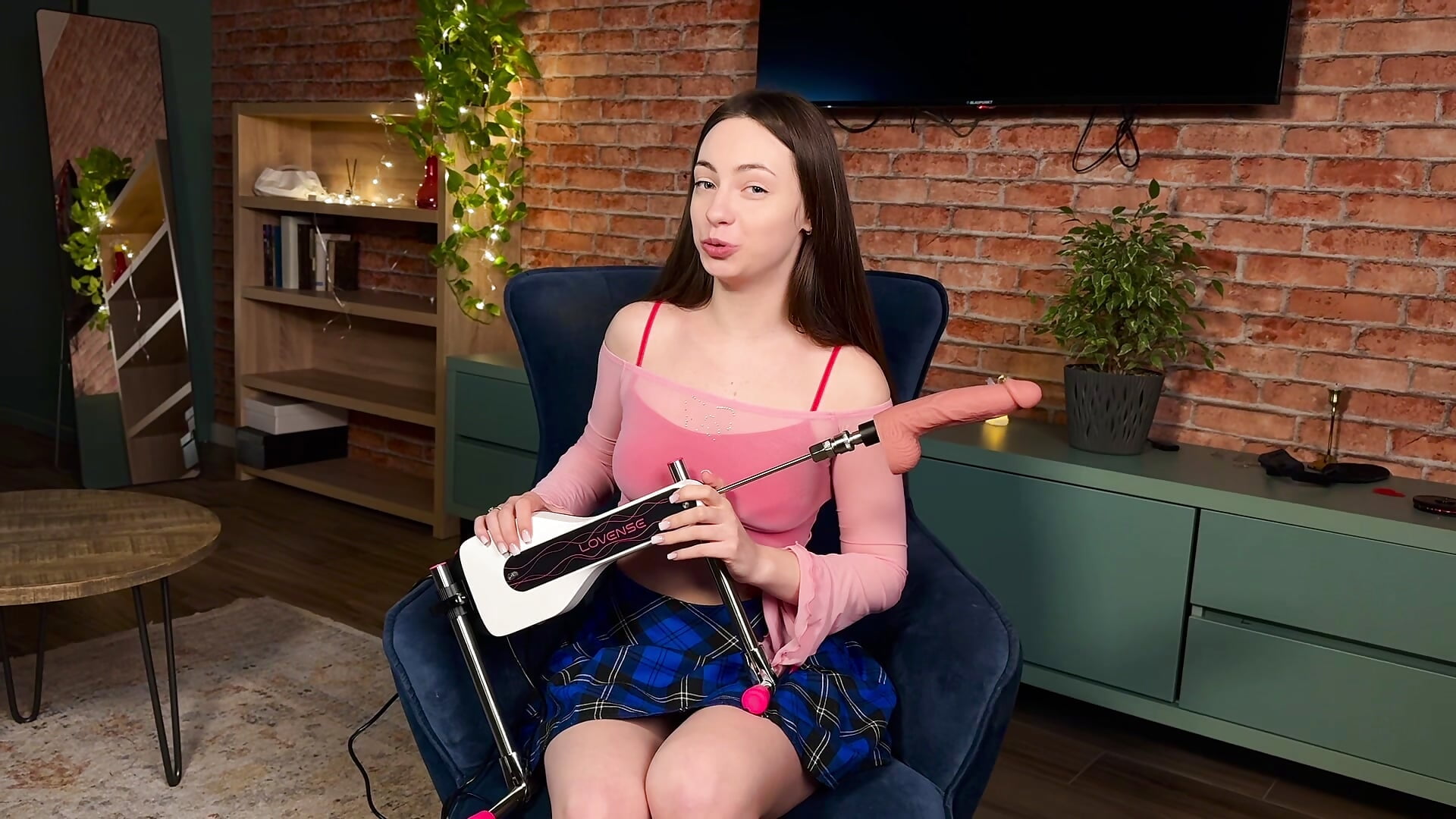 Fuck machine - video by Sunny-Elly