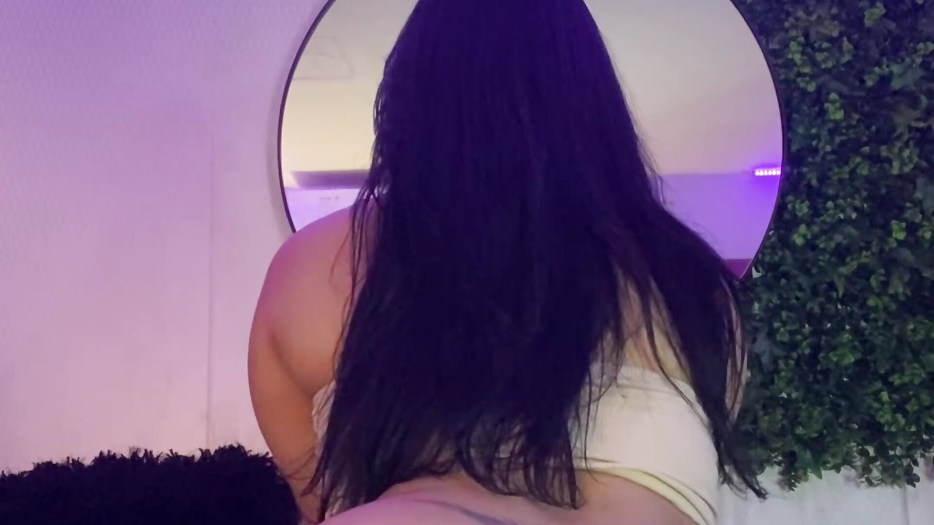 😏🔥 - video by melany_rouse18 cam model