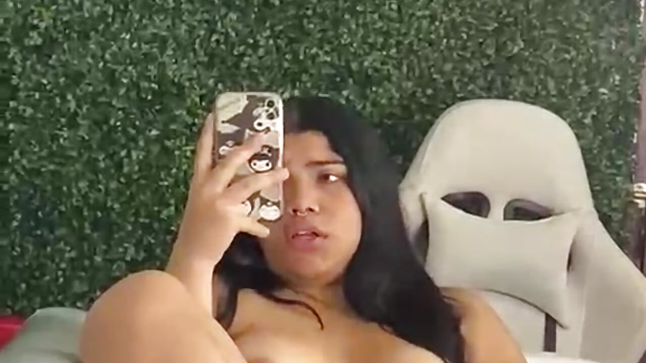 FUCK MY SWEET PUSSY－カメラキャストのmelany_rouse18の動画