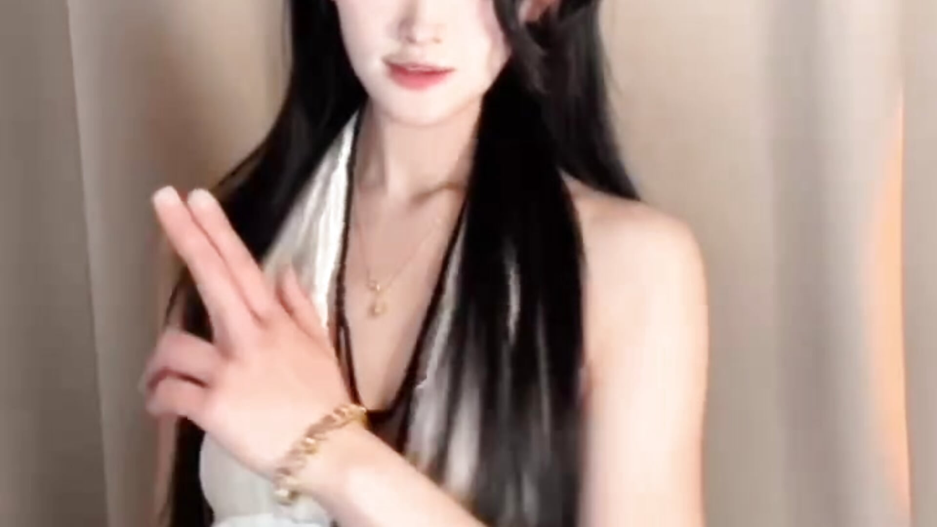 天天开心 - video by XiaoKui-Baby cam model