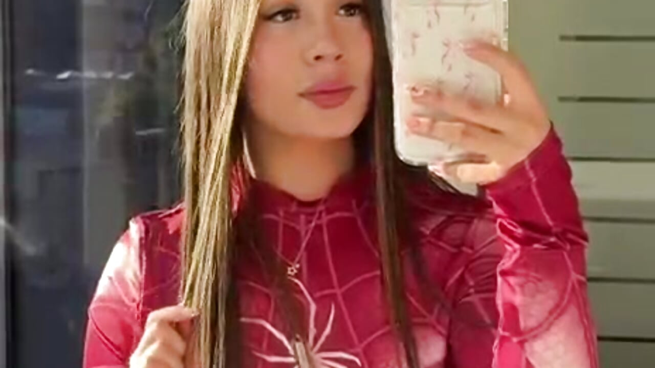 Your favorite super girl🕷️❤️ - Ivanna_West 캠 모델의 동영상