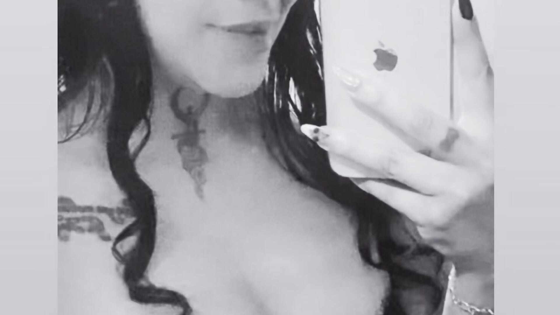 46188e88ea3d4dffac57ad920fc80b4b - video van Emily_sharlot cam-model