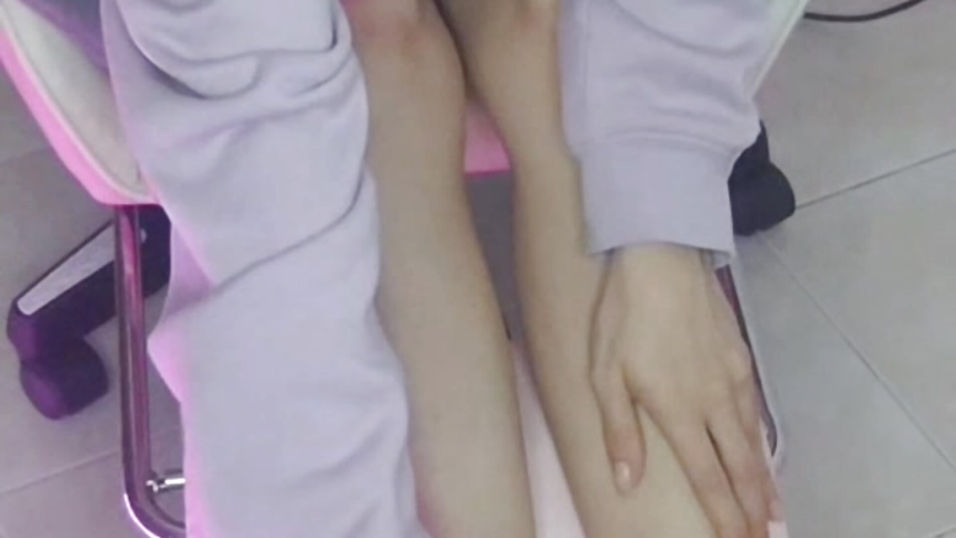 Justo for You...My feet need some love today 💗 -soft POV foot tease - video av Peach_Rose_ cam model