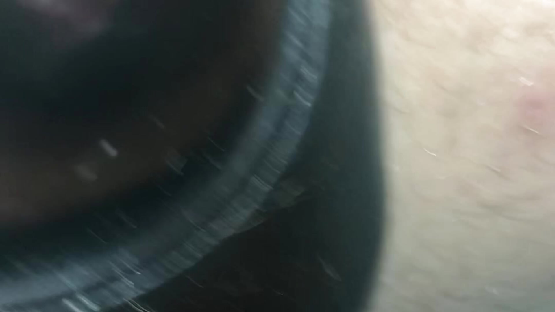 Double bubble tunnel plug - vidéo du modèle de showcams DerrickShane